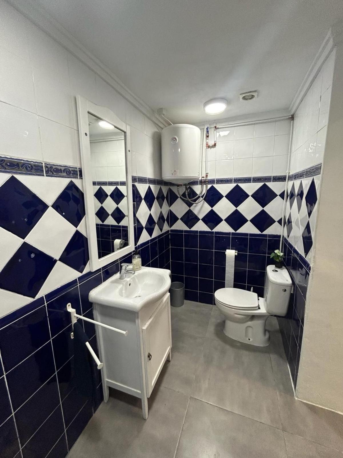 Suite Privado Playa Malvarrosa Valencia Bagian luar foto